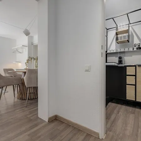 2 Bedroom - Parking Garage - - Terrace - Wi-fi *