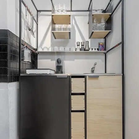 2 Bedroom - Parking Garage - - Terrace - Wi-fi فيسبادن