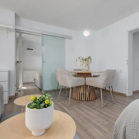 Апартаменты 2 Bedroom - Parking Garage - - Terrace - Wi-fi *